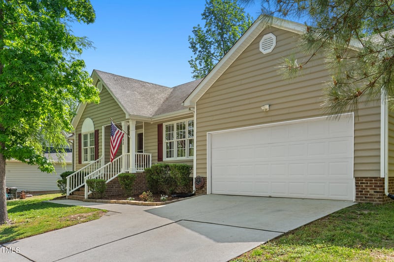 1998 Ferbow St, Creedmoor, NC 27522