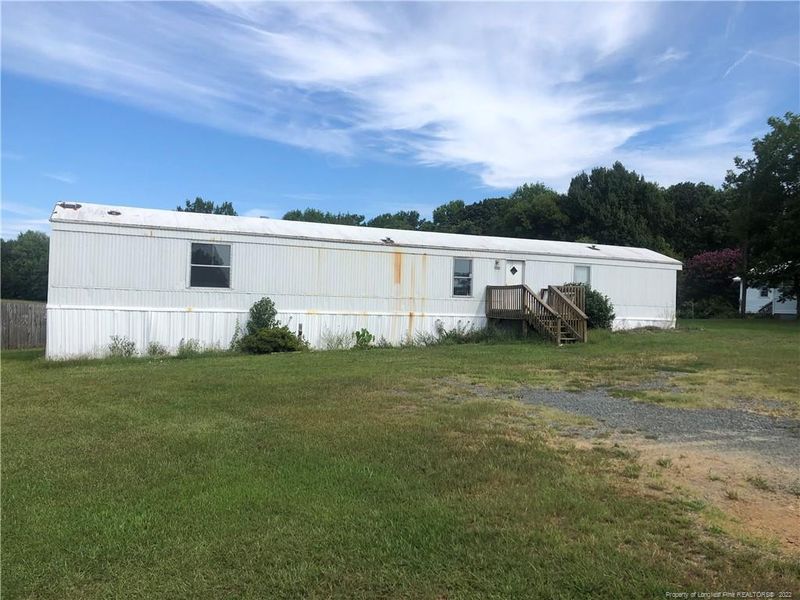 1999 Buckhorn Rd, Sanford, NC 27330