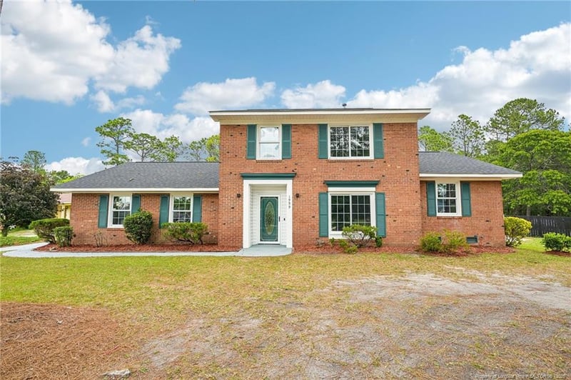 1999 Westcliff Rd, Fayetteville, NC 28304