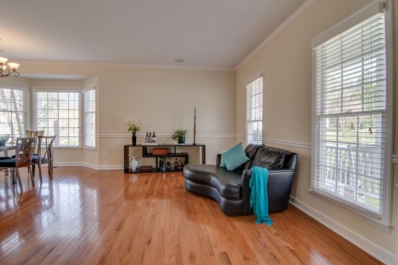 2 Arrowwood Ct, Durham, NC 27712