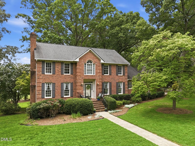2 Bentgrass Ln, Durham, NC 27705