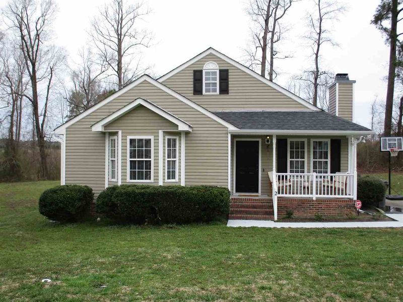 2 W Boxley Dr, Wendell, NC 27591