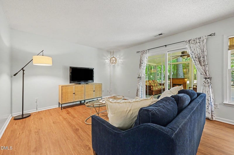 2 Brevard Ct, Durham, NC 27713