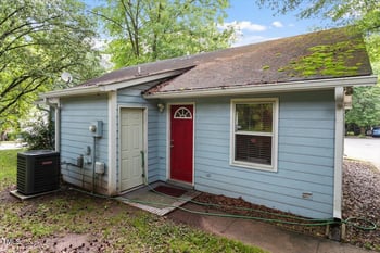 2 Capri Ter, Durham, NC 27703