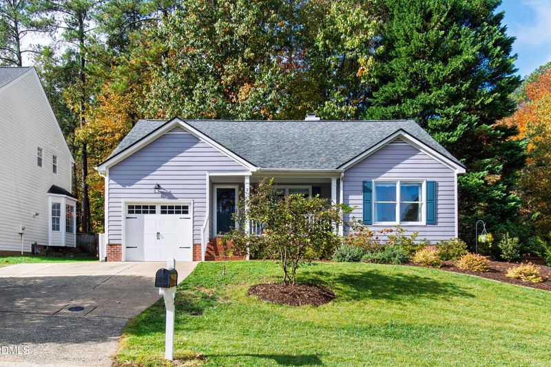 2 Casabelle Ct, Durham, NC 27713