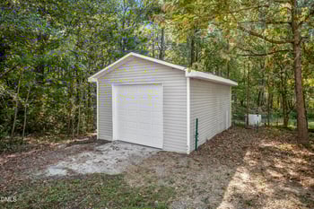 2 Christopher Dr, Sanford, NC 27332