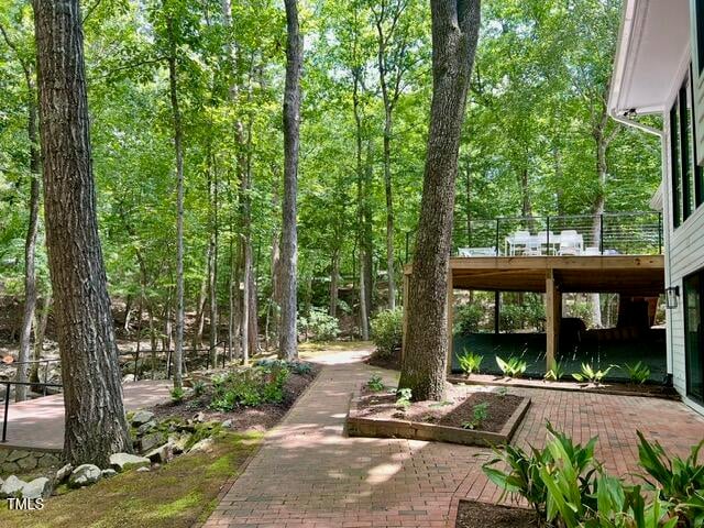 2 Crow Hl, Chapel Hill, NC 27514