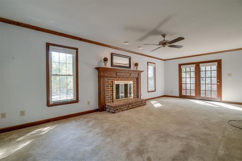 2 Darian Way, Durham, NC 27713