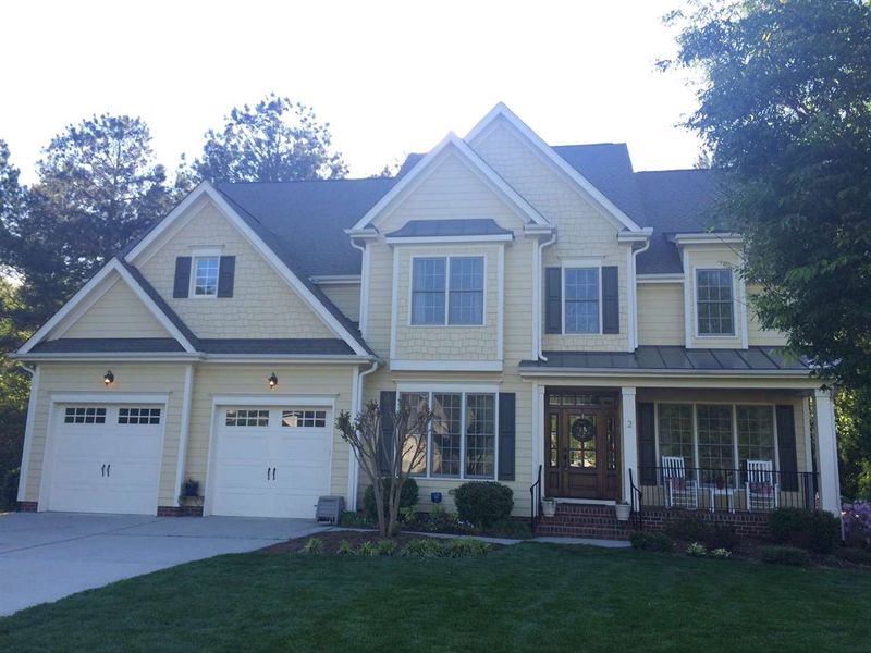2 Defoe Ct, Chapel Hill, NC 27517