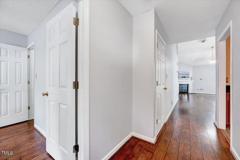 2 Donnelly Ct, Durham, NC 27713
