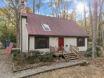 2 Drakesway Ct, Durham, NC 27713