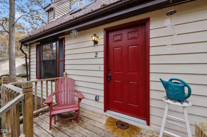 2 Drakesway Ct, Durham, NC 27713