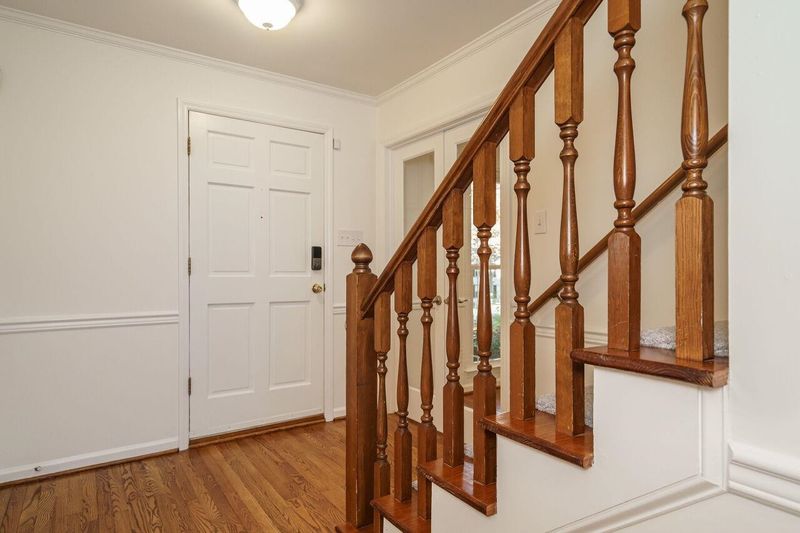 2 Fallen Oak Ct, Durham, NC 27713
