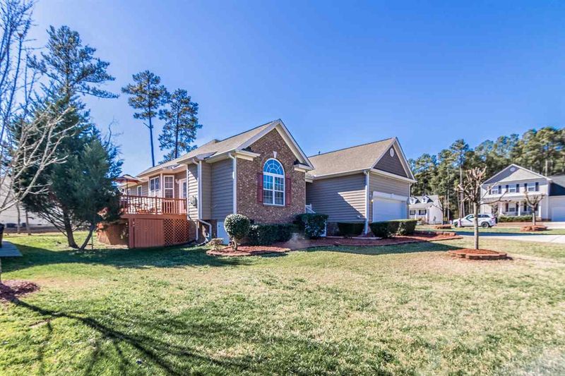 2 Featherglen Ct, Durham, NC 27703