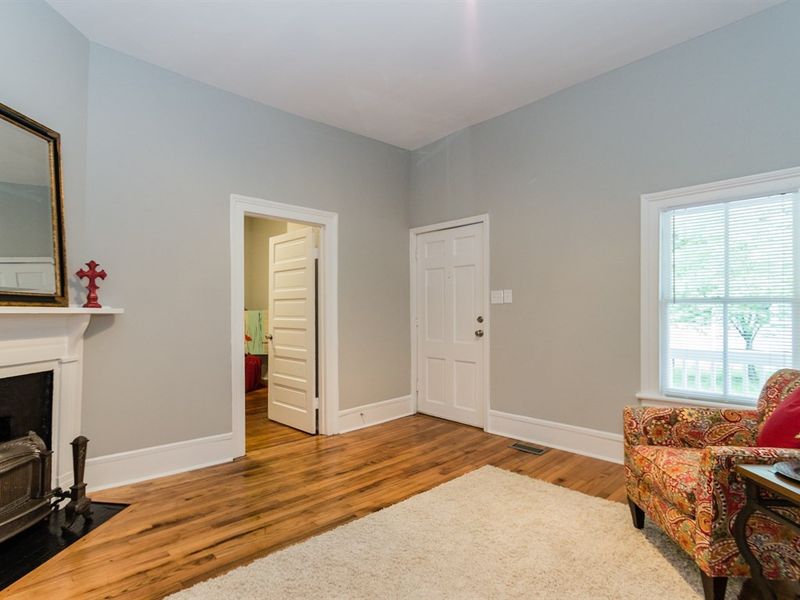 2 Fort Al, Raleigh, NC 27601