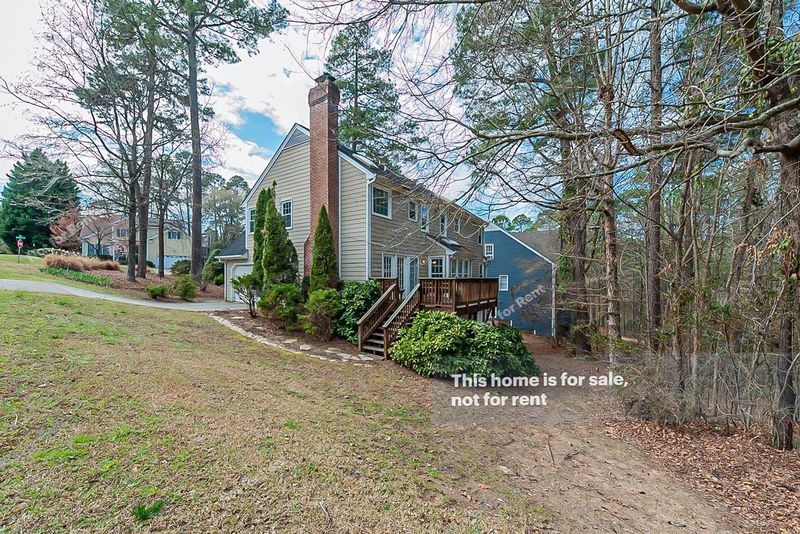 2 Geneva Ct, Durham, NC 27713