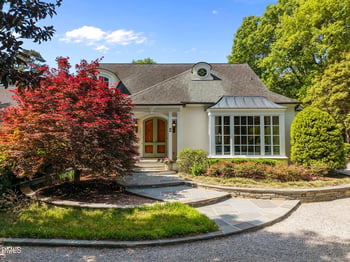 2 Greenside Ct, Durham, NC 27707