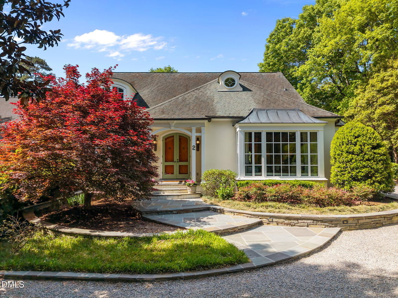 2 Greenside Ct, Durham, NC 27707