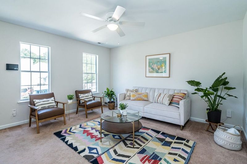 2 Halsey Pl, Durham, NC 27707