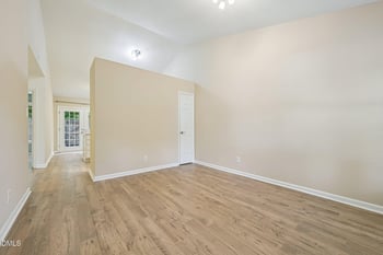 2 Justin Ct, Durham, NC 27705