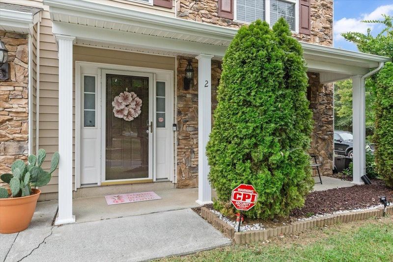 2 Little Valley Ct, Durham, NC 27704
