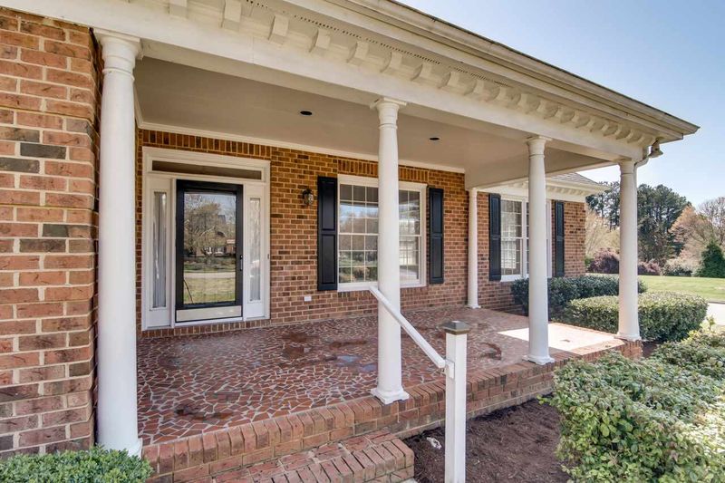 2 Marigold Pl, Durham, NC 27705