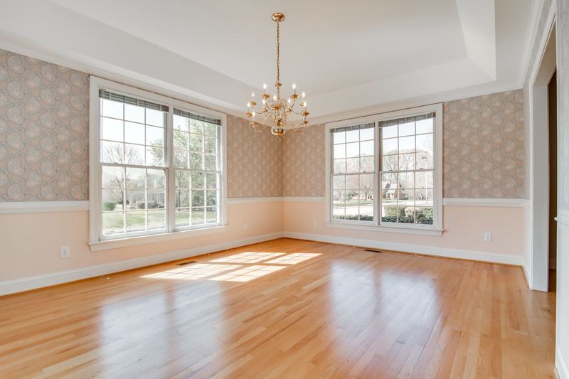 2 Marigold Pl, Durham, NC 27705