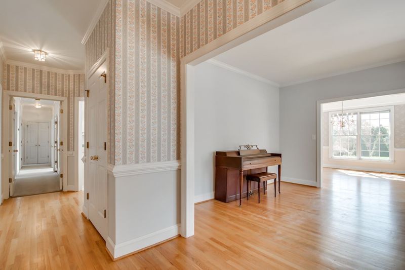 2 Marigold Pl, Durham, NC 27705