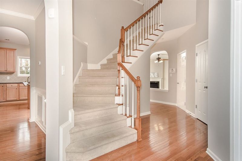 2 Monaco Ct, Durham, NC 27713