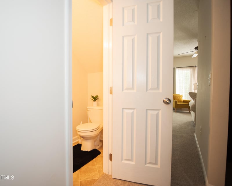 2 Moorefield Ct, Durham, NC 27705