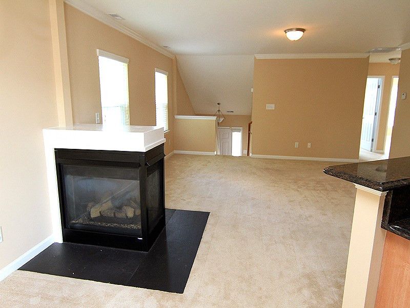 2 Newtown Ct, Durham, NC 27713