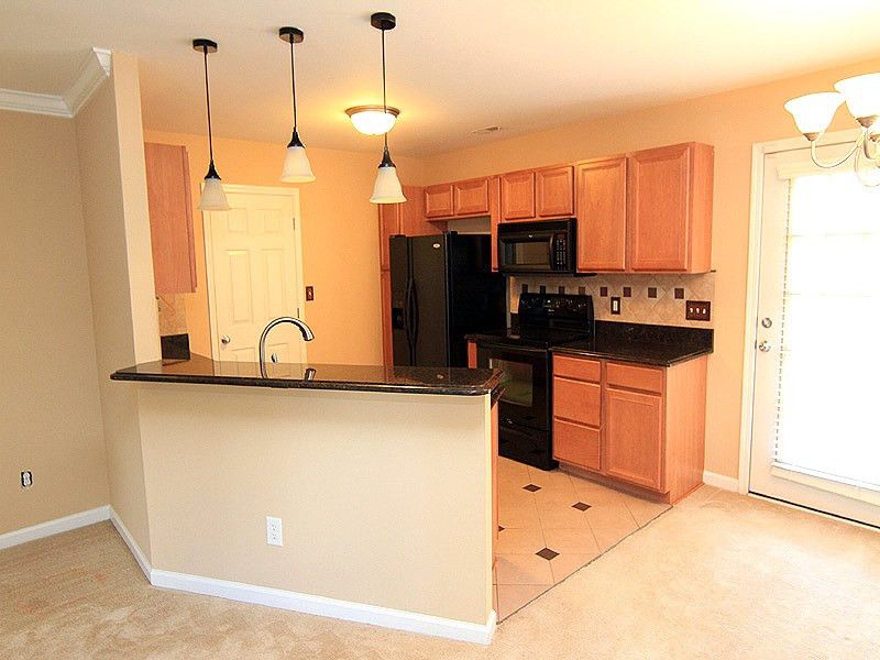 2 Newtown Ct, Durham, NC 27713