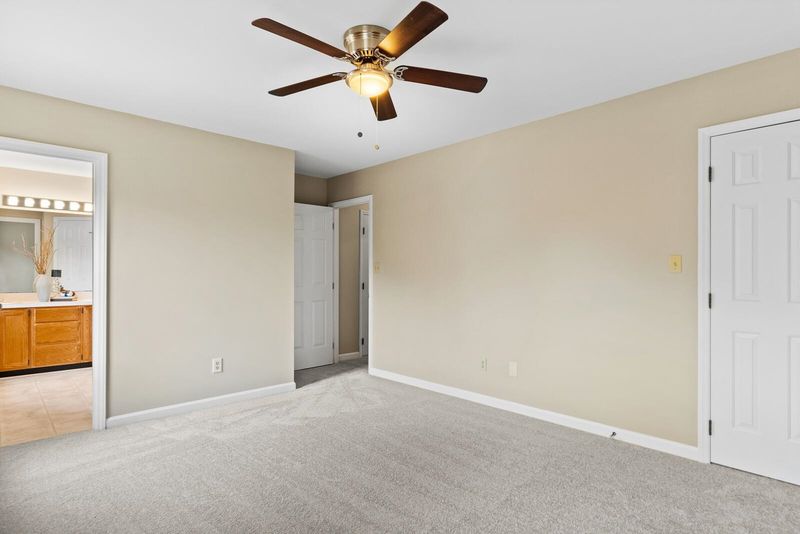 2 Osprey Pl, Durham, NC 27712