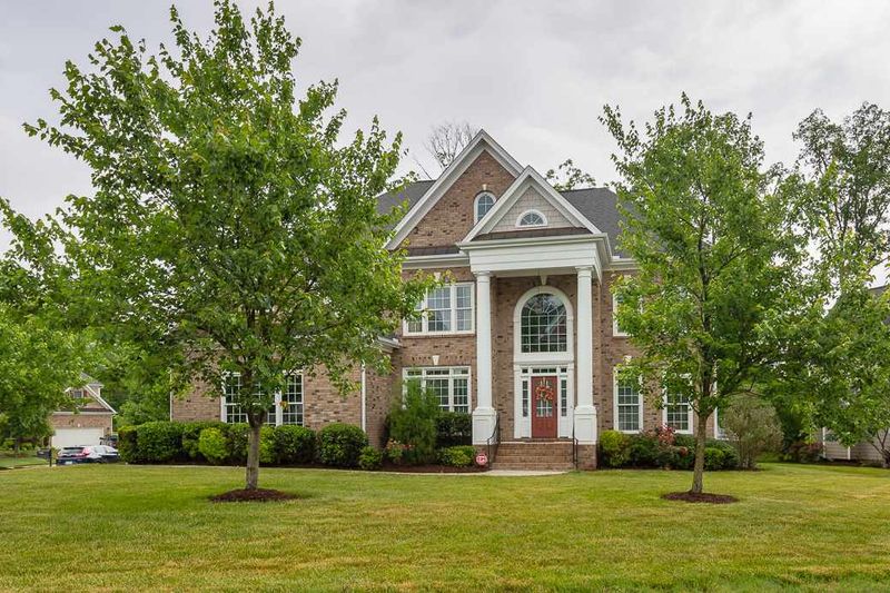 2 Pickard Pl, Durham, NC 27703