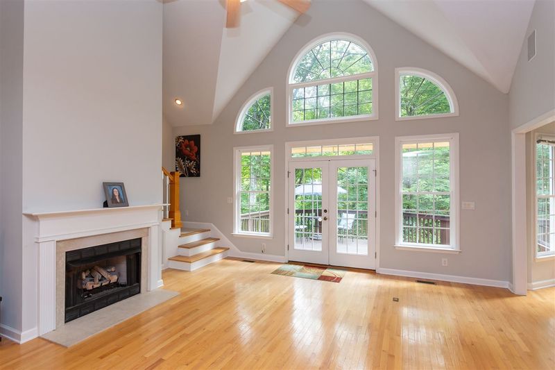 2 Quail Ridge Rd, Durham, NC 27705