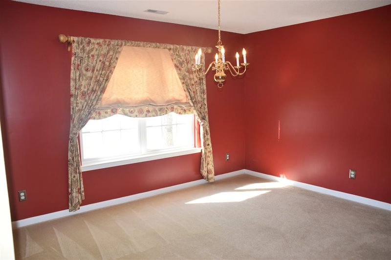 2 Redstone Ct, Durham, NC 27703