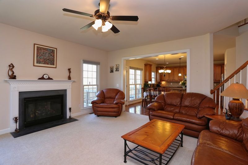 2 Riverland Farm Ct, Durham, NC 27703