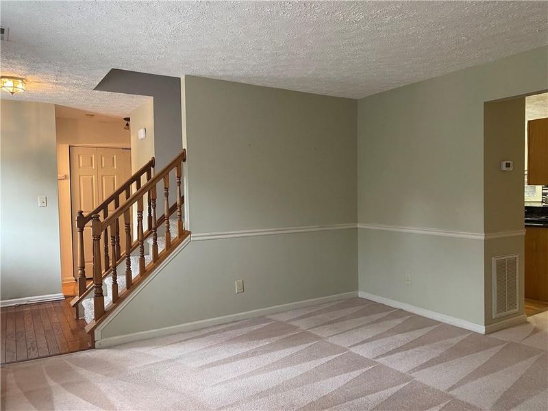 2 Sabre Ct, Durham, NC 27713