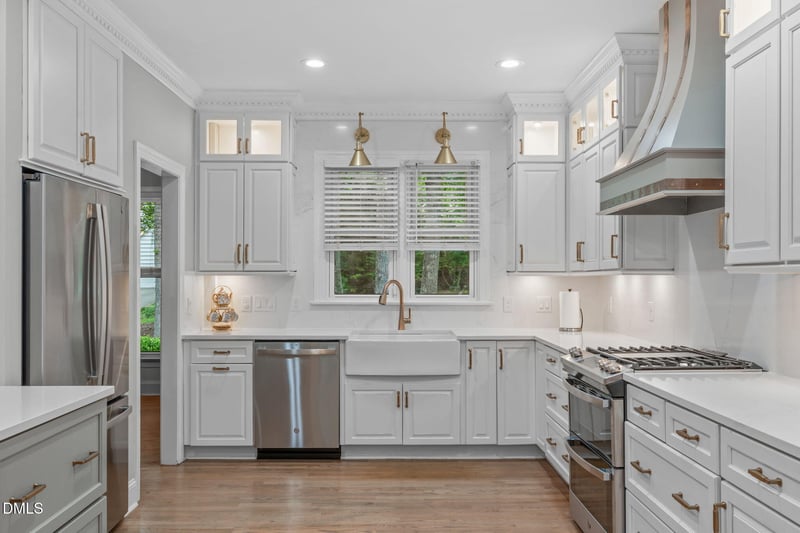 2 Sagamore Pl, Hillsborough, NC 27278