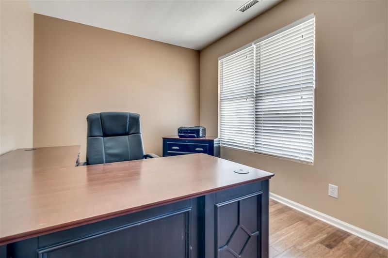 2 Serenity Ct, Durham, NC 27704