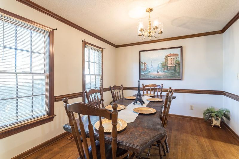 2 Sherwood Ct, Smithfield, NC 27577