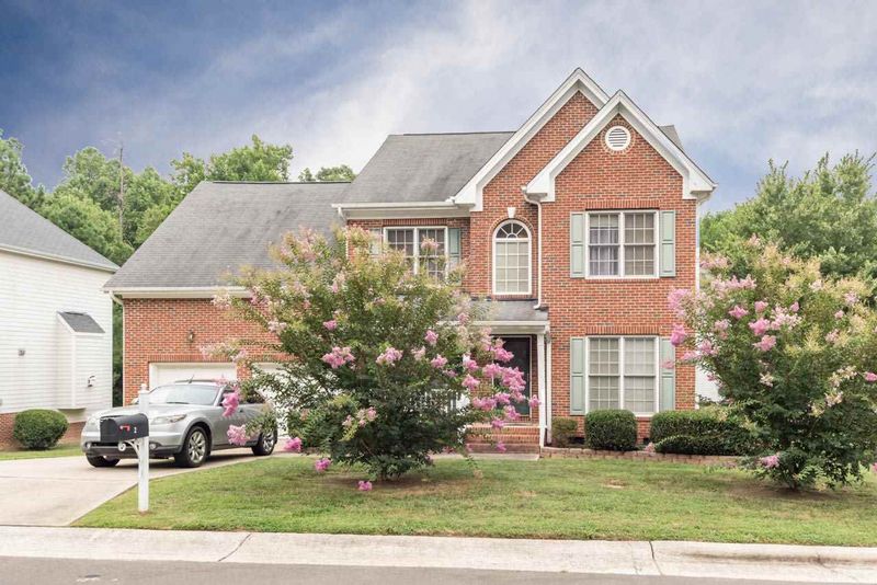2 Smoketree Ct, Durham, NC 27712