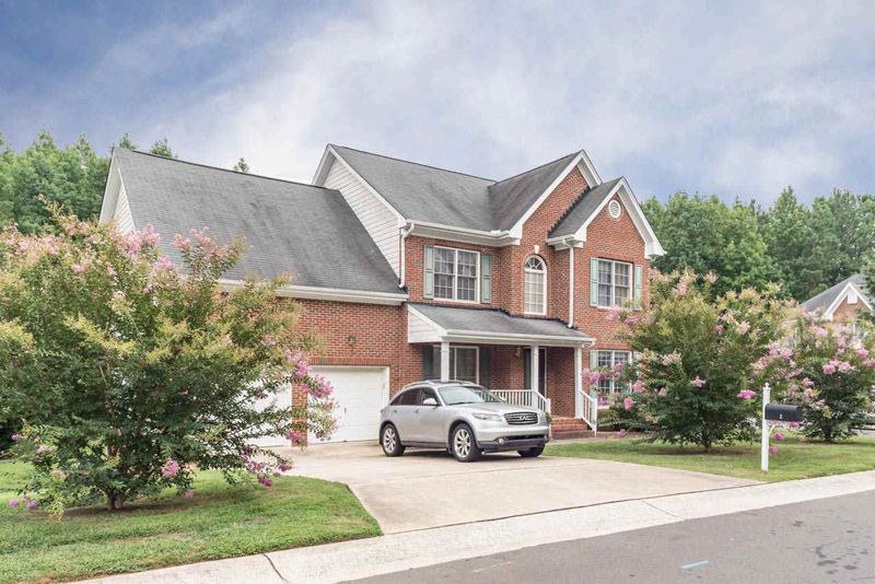 2 Smoketree Ct, Durham, NC 27712