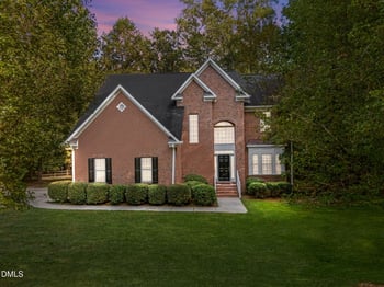 2 Steepleton Ct, Hillsborough, NC 27278