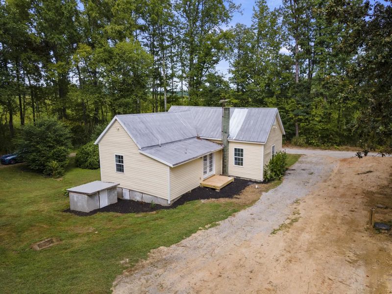 2 N Whitaker St, Franklinton, NC 27525