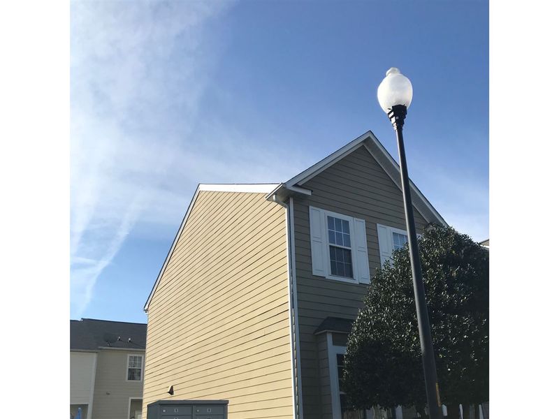 20 Belhaven Dr, Clayton, NC 27520