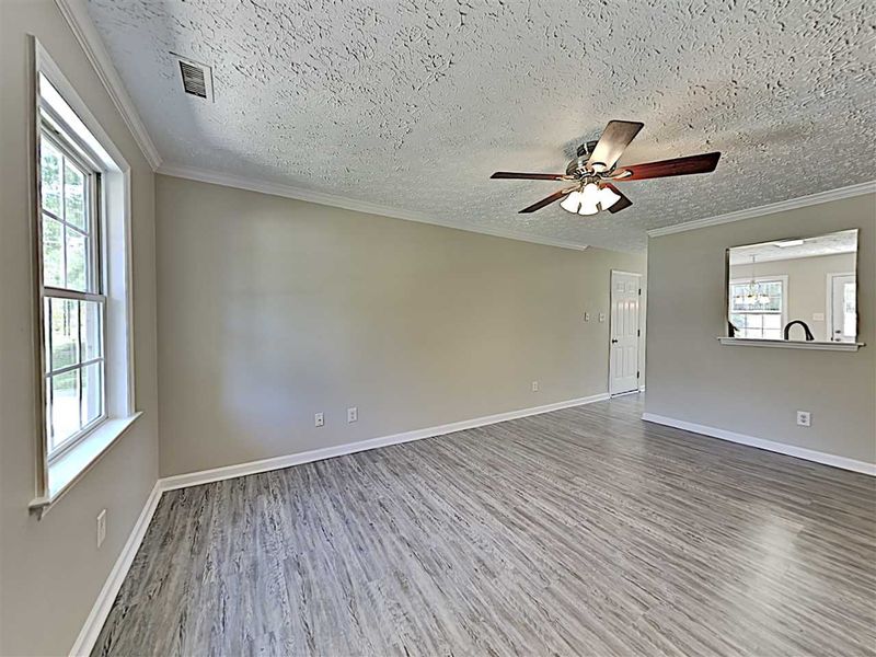 20 Bethany Ln, Youngsville, NC 27596