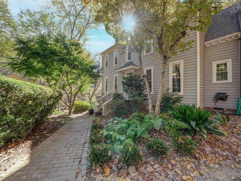 20 Birchcrest Ct, Durham, NC 27713