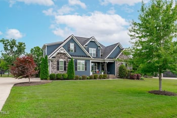 20 Brookshire Dr, Youngsville, NC 27596