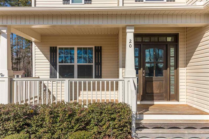 20 Chesney Ct, Clayton, NC 27527